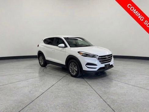 Used 2018 Hyundai Tucson SE image 3