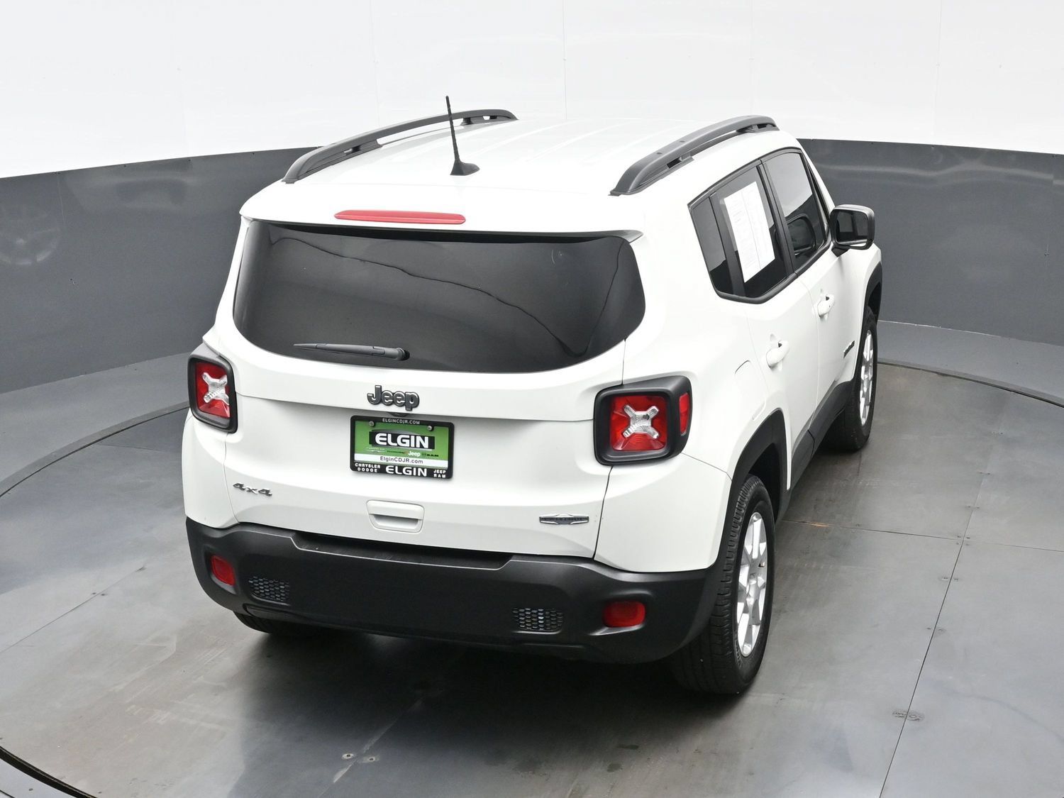 Used 2022 Jeep Renegade Latitude AWD/4WD image 38