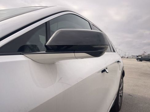 Certified 2024 Cadillac Lyriq Luxury image 3