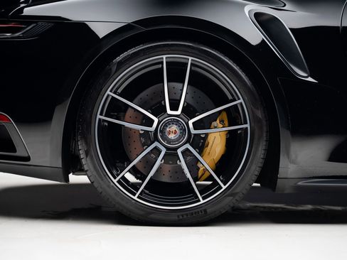 Used 2022 Porsche 911 Turbo S image 38