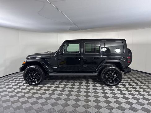 Used 2021 Jeep Wrangler Unlimited Sahara AWD/4WD image 2