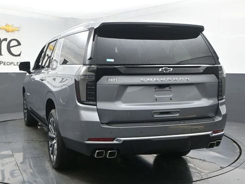 New 2026 Chevrolet Suburban High Country AWD/4WD image 14
