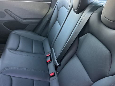 Used 2025 Tesla Model 3 Long Range RWD image 5