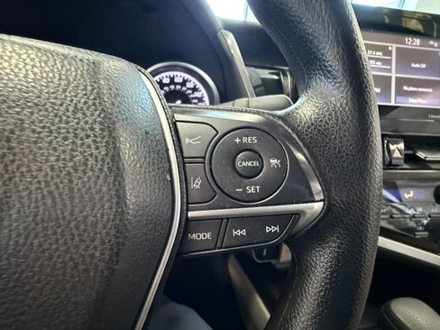 Used 2022 Toyota Camry LE image 44