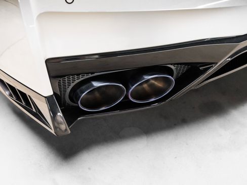 Used 2021 Nissan GT-R Premium image 40