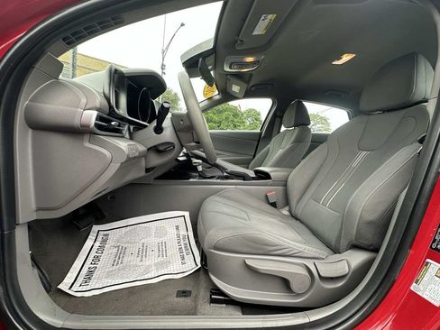 Used 2023 Hyundai Elantra SEL FWD image 11