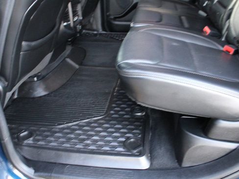 Used 2020 RAM 1500 Sport w/ Level 2 Equipment Goup w/2_L image 59