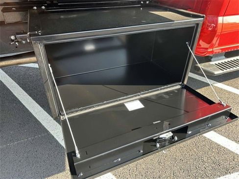 Used 2024 Ford F450 XL image 8