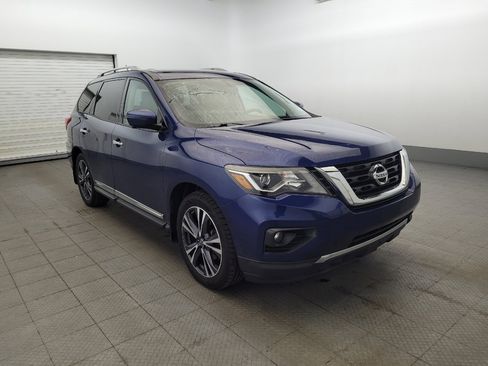 Used 2017 Nissan Pathfinder Platinum AWD/4WD image 13