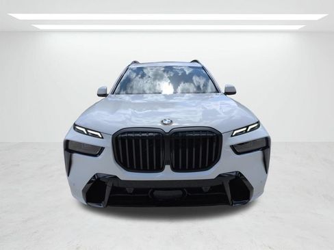 New 2027 BMW X7 xDrive40i w/ M Sport Package AWD/4WD image 9