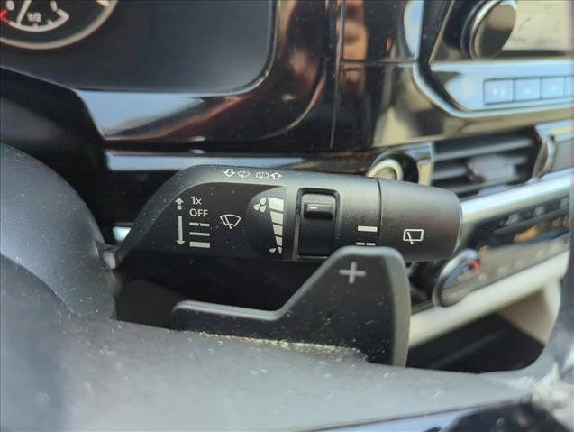 Used 2023 Nissan Pathfinder SL AWD/4WD image 19