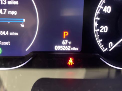 Used 2018 Honda Accord Touring image 22