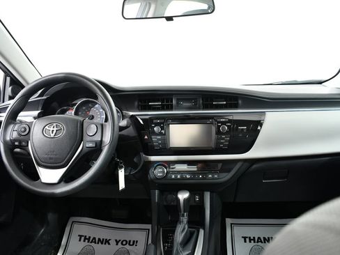 Used 2016 Toyota Corolla LE FWD image 7