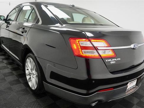 Used 2016 Ford Taurus Limited FWD image 6