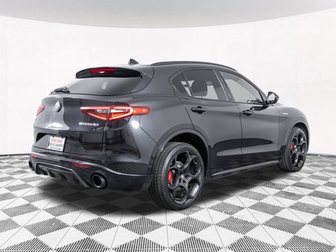 Used 2023 Alfa Romeo Stelvio Veloce AWD/4WD image 20