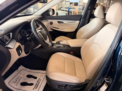 Used 2020 INFINITI QX50 Luxe w/ Cargo Package image 11