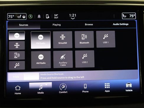 Used 2023 Chrysler Pacifica Touring-L image 32