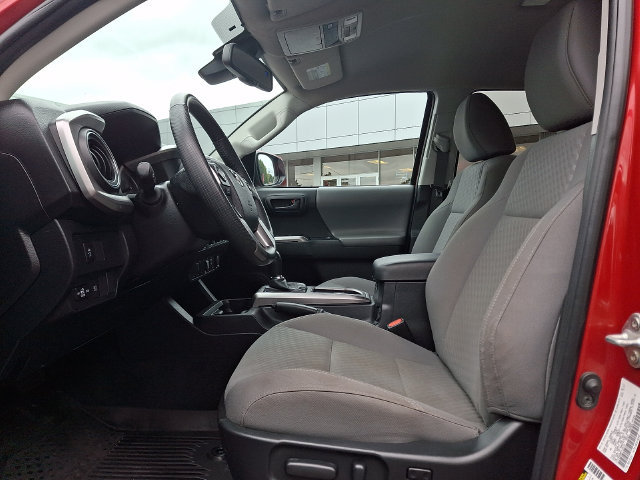 Used 2023 Toyota Tacoma SR5 AWD/4WD image 14