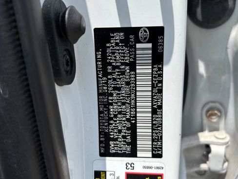 Used 2019 Toyota Camry XSE FWD image 13