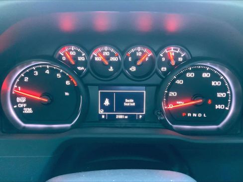 Used 2024 Chevrolet Silverado 1500 Custom image 25