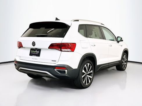 Used 2023 Volkswagen Taos SE image 9