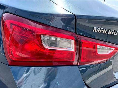 Used 2025 Chevrolet Malibu LT image 29