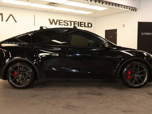 Used 2021 Tesla Model Y Performance image 8