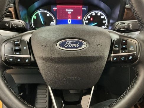 Used 2023 Ford Maverick Lariat w/ Lariat Luxury Package image 30