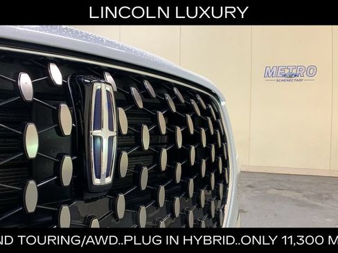 Used 2025 Lincoln Corsair Grand Touring w/ Towing Package AWD/4WD image 46