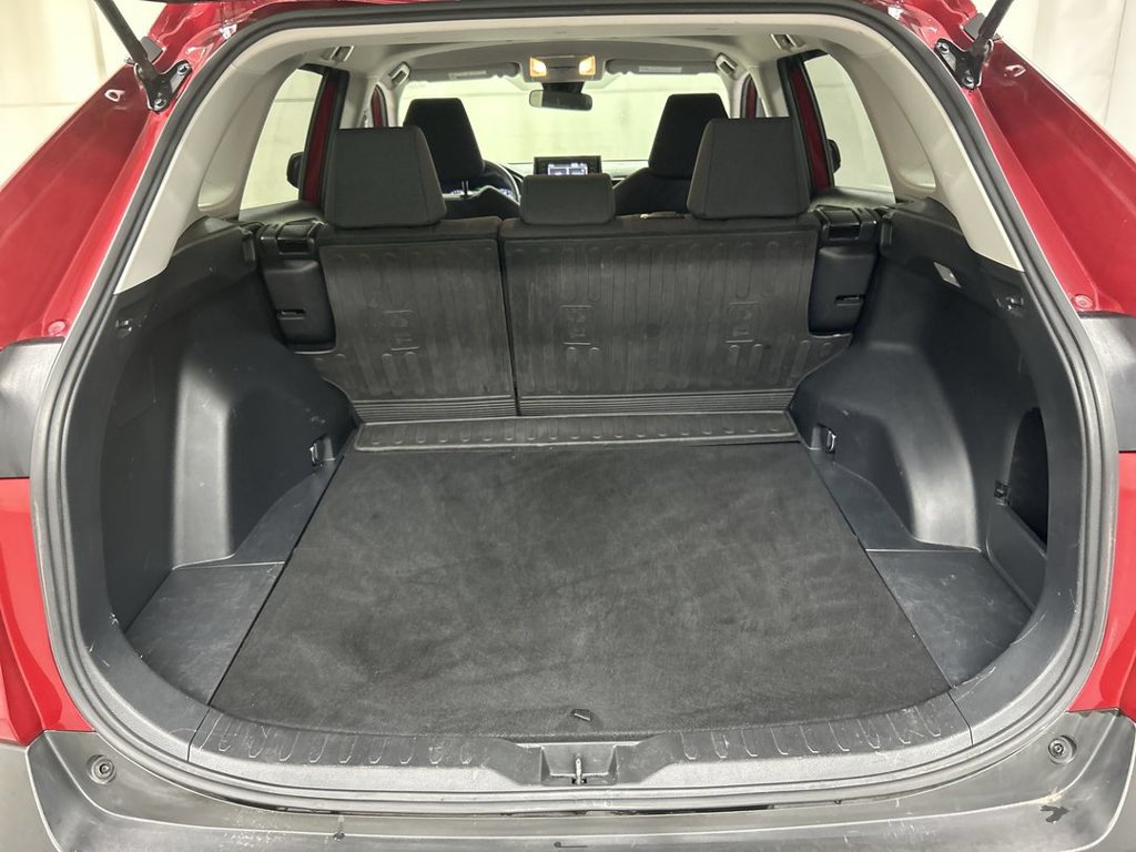 Used 2019 Toyota RAV4 LE w/ All Weather Liner Package AWD/4WD image 21