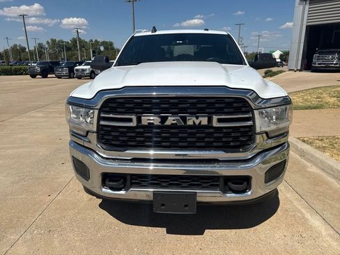 Used 2022 RAM 2500 Big Horn AWD/4WD image 2