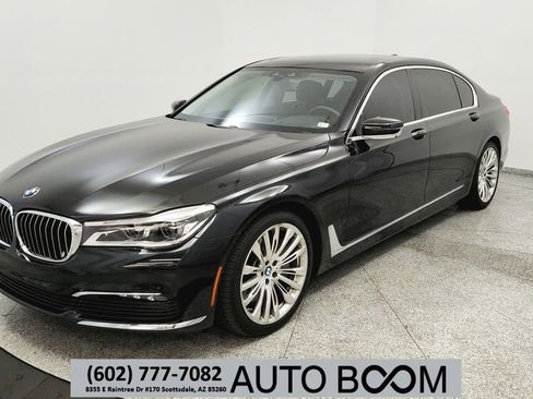 Used 2018 BMW 750i xDrive AWD/4WD image 1