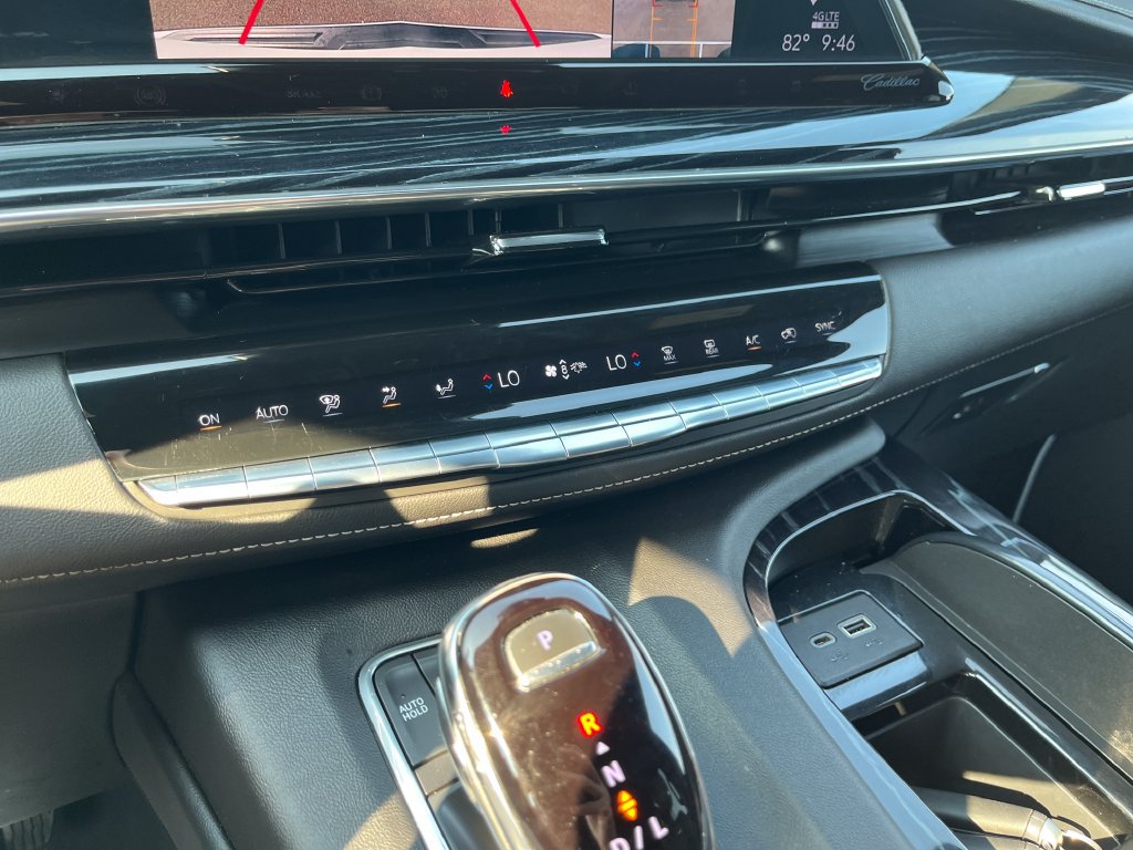 Used 2021 Cadillac Escalade Sport AWD/4WD image 22