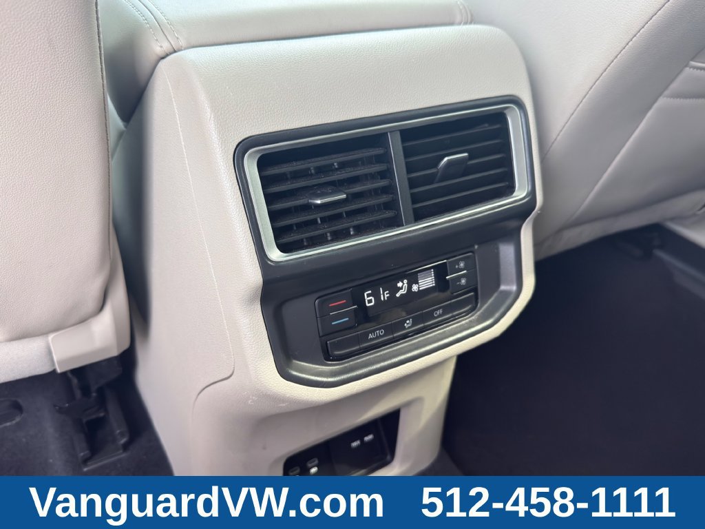 Used 2024 Volkswagen Atlas SE FWD image 24
