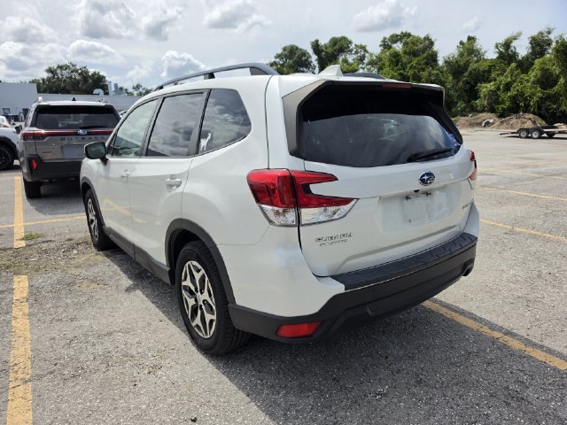 Used 2021 Subaru Forester Premium w/ Popular Package #1 AWD/4WD image 9