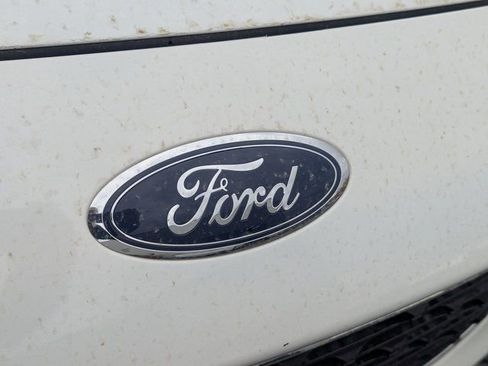 Used 2022 Ford Escape SE image 6