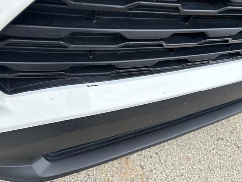 Used 2019 Toyota RAV4 LE w/ Carpet Mat Package AWD/4WD image 32