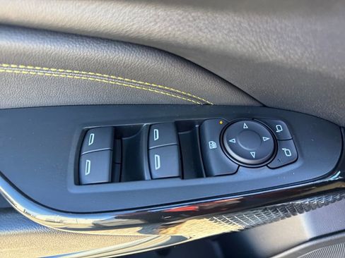 New 2026 Chevrolet Trax ACTIV w/ Sunroof Package image 20