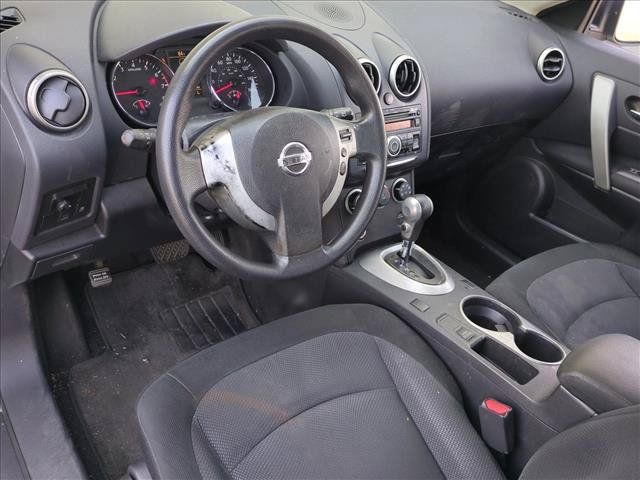 Used 2013 Nissan Rogue S AWD/4WD image 10