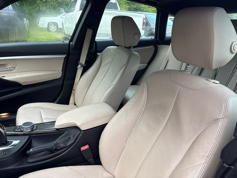 Used 2017 BMW 330i Gran Turismo xDrive AWD/4WD image 22