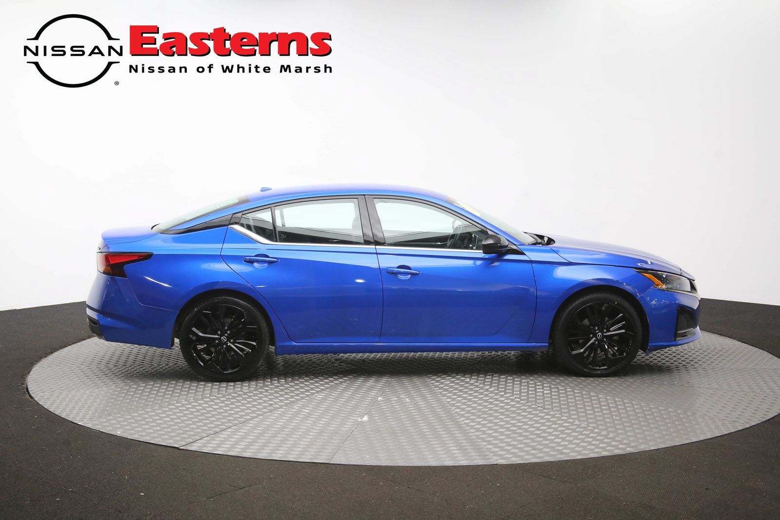 Used 2025 Nissan Altima 2.5 SR FWD image 45