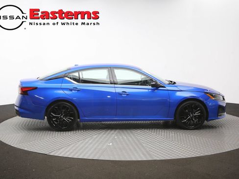 Used 2025 Nissan Altima 2.5 SR FWD image 45