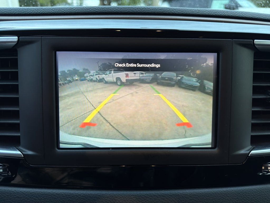 Used 2023 Chrysler Voyager LX FWD image 25