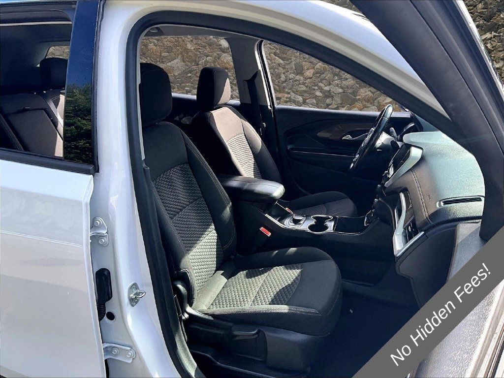 Used 2020 GMC Terrain SLE w/ LPO, Floor Liner Package FWD image 7