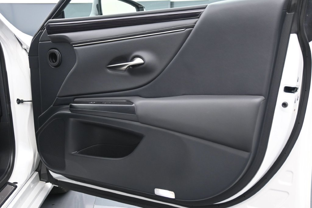 Used 2021 Lexus ES 250 AWD/4WD image 12