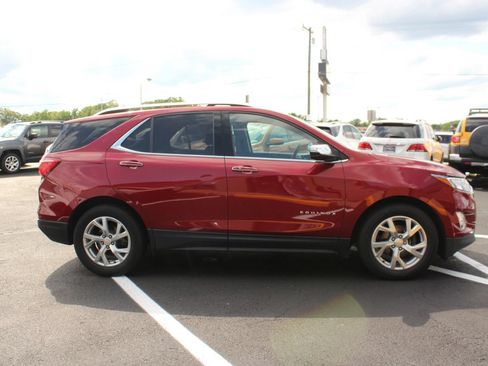 Used 2021 Chevrolet Equinox Premier FWD image 9