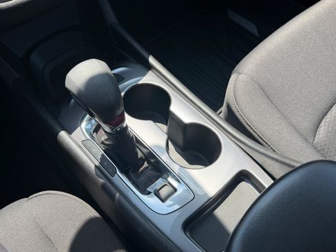 Used 2023 Chevrolet Malibu RS w/ LPO, Floor Liner Package FWD image 16