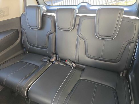 Certified 2025 INFINITI QX80 Sensory image 11