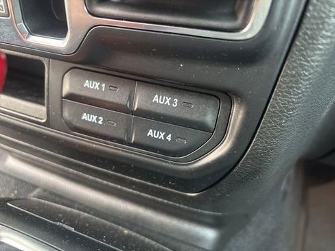 Used 2022 Jeep Gladiator Sport image 66