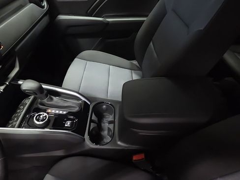 Used 2023 Chevrolet Colorado Trail Boss w/ Technology Package image 30